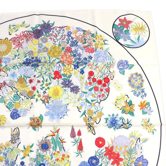 HERMES Black Silk Scarf - Picture 4 of 9